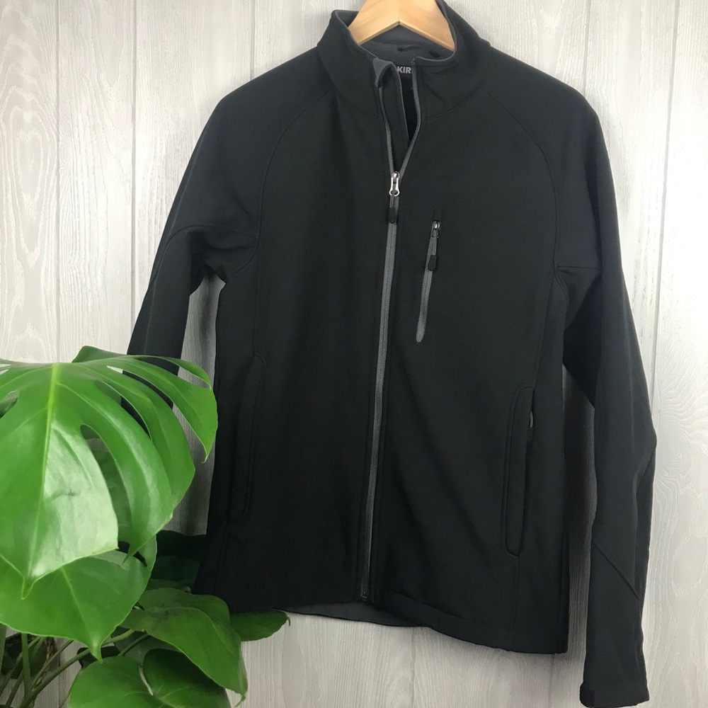 Kirkland Signature jacket fleece lined black soft shell zipped with pockets